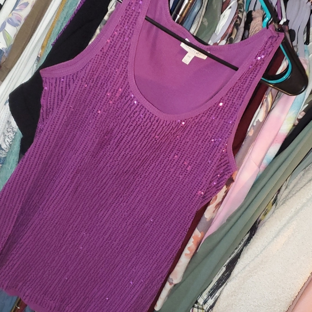 Womens tank top